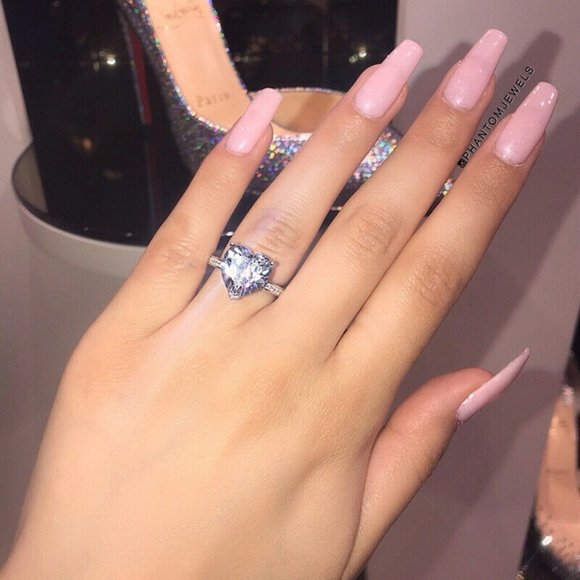 Heart Shaped White Sapphire .925 Silver Ring - Picture 4 of 6